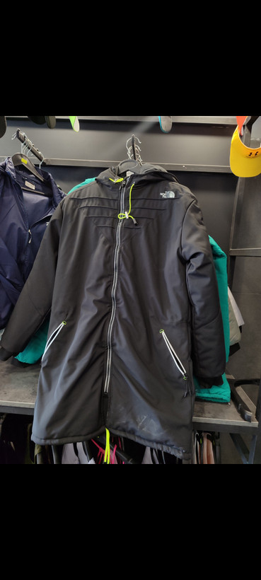 کاپشن اور NorthFace