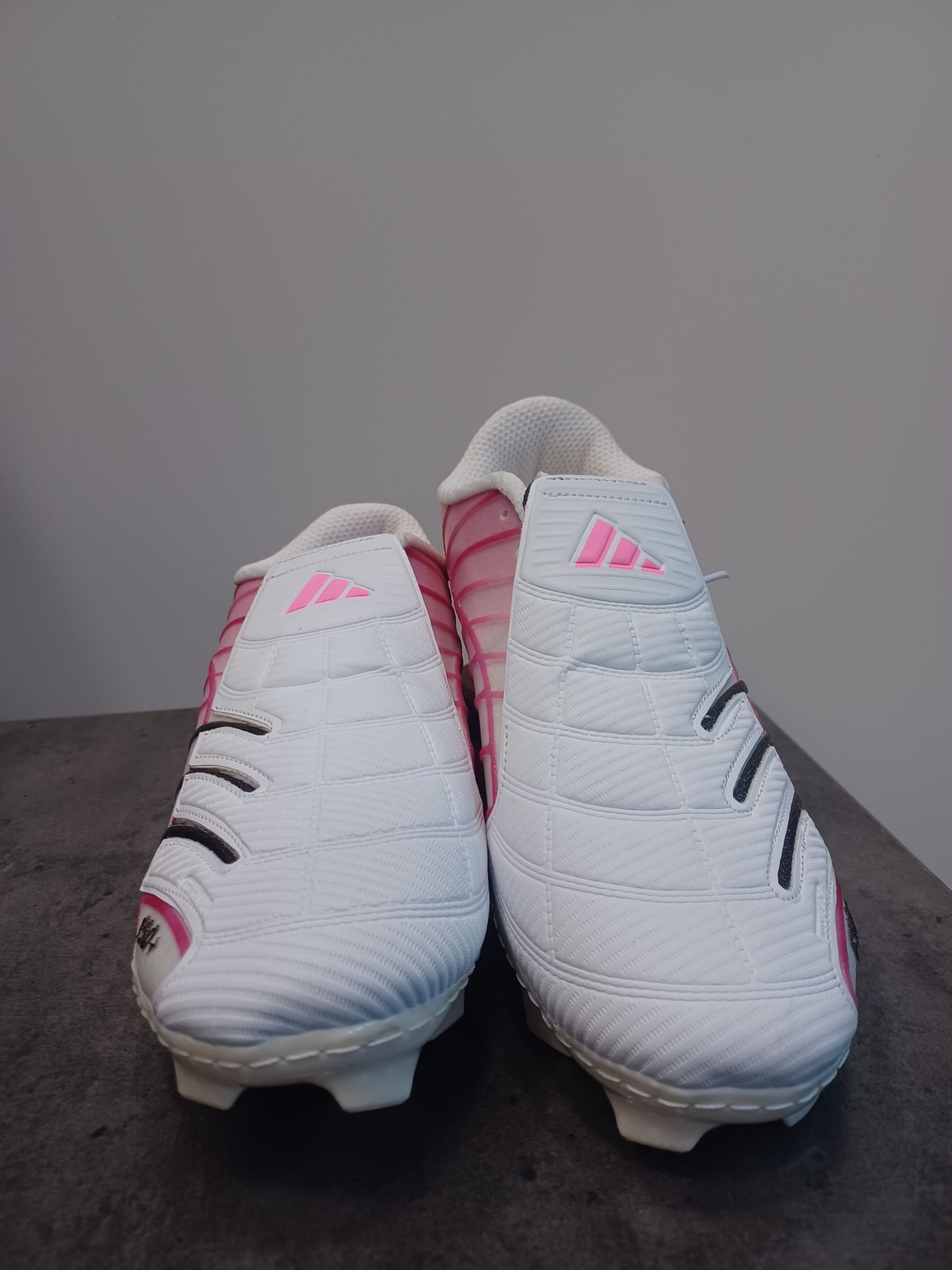 کفش فوتبال آدیداس استوک f50